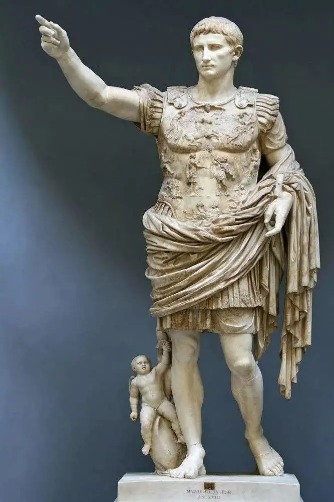 004_roman-statue.webp